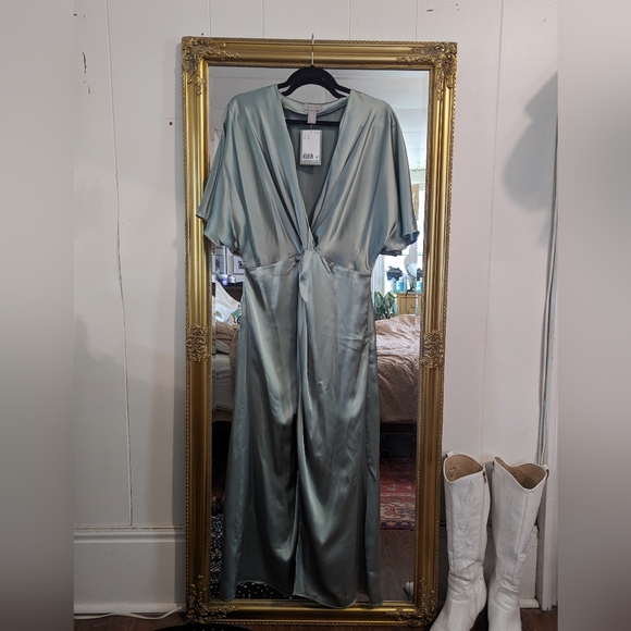 Satin Draped Dress - Picture 6 of 9